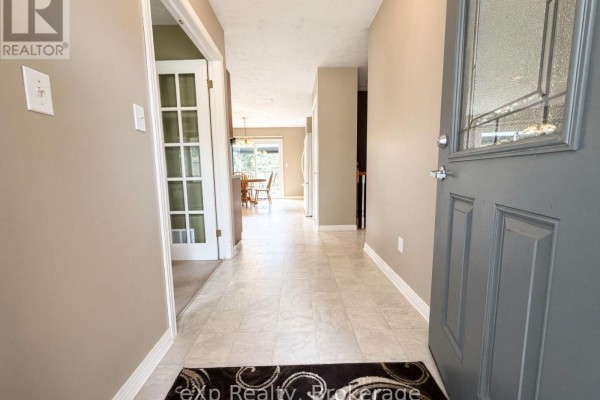 23 Willow Street, Brockton, ON, photo 3