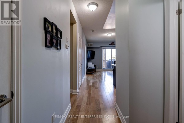 Den - 230 - 3170 Erin Mills Parkway, Mississauga, ON L5L0B6 Photo 5