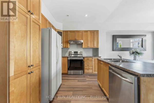 230 Badgeley Avenue, Ottawa, ON K2T0A4 Photo 5