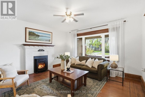 230 Beach Boulevard, Hamilton, ON, photo 3