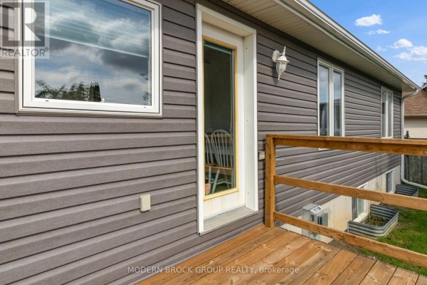 Utility room - 230 Beley Street, Brockville, ON K6V7J7 Photo 3