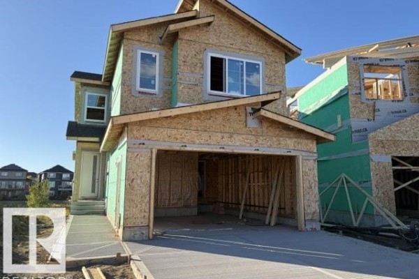 Kitchen - 230 Elliott Wd, Fort Saskatchewan, AB T8L3V9 Photo 3