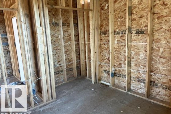 Primary Bedroom - 230 Elliott Wd, Fort Saskatchewan, AB T8L3V9 Photo 5
