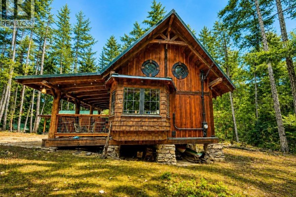 Studio - 230 Halibut Hill, Mudge Island, BC V0R1X6 Photo 2