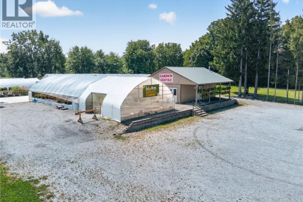 230 Hwy 20 E, Thorold, ON, photo 2