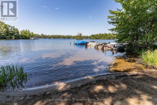 230 Lakeview Avenue, Gravenhurst), ON P1P1R4 Photo 5