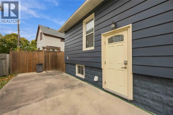 4pc Bathroom - 230 Ontario Street, Sarnia, ON N7T1L4 Photo 5