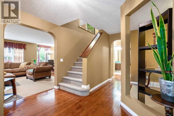 Kitchen - 230 Shannon Square Sw, Calgary, AB T2Y4K2 Photo 5