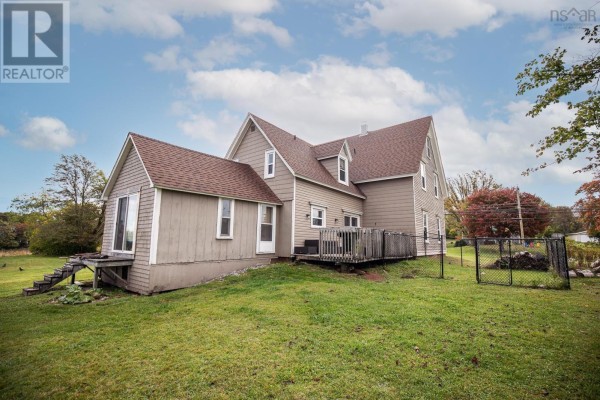 Eat in kitchen - 230 Victoria Street E, Amherst, NS B4H1Y9 Photo 4