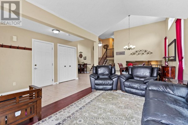 230 Wellbrook Avenue, Welland, ON L3C7M9 Photo 5