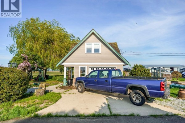 2300 56 Street, Tsawwassen, BC V4L2P2 Photo 5