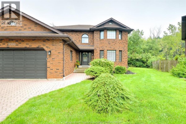 4pc Ensuite bath - 2300 Santo Drive, Windsor, ON N9G2J8 Photo 3