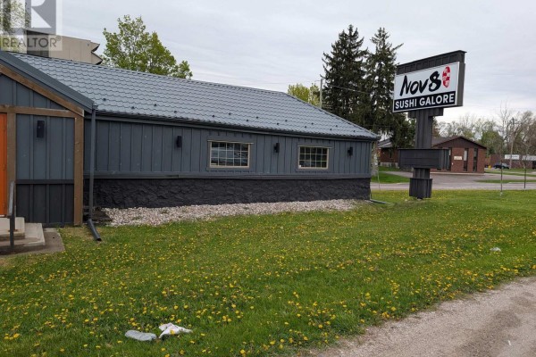 2300 Wharncliffe Road S, London South, ON, photo 2