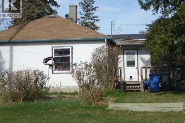 Primary Bedroom - 2301 20 Avenue N, Bowden, AB T0M0K0 Photo 3