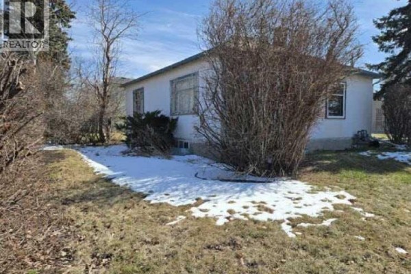 3pc Bathroom - 2301 20 Avenue N, Bowden, AB T0M0K0 Photo 4
