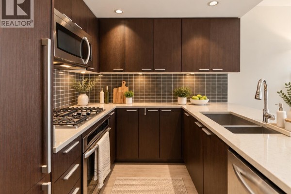 2301 2975 Atlantic Avenue, Coquitlam, BC V3B0C5 Photo 5
