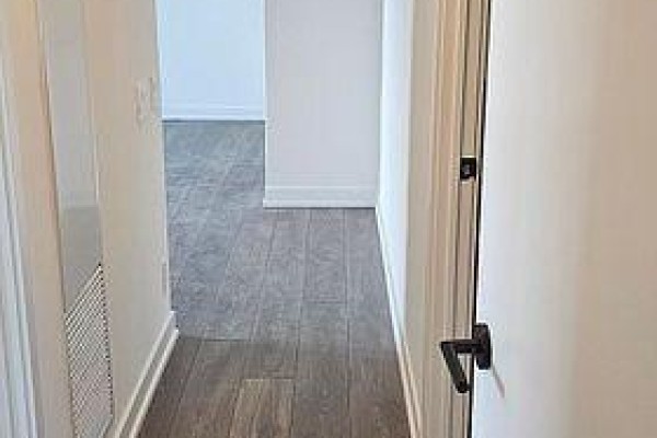 1702 - 108 Peter Street, Toronto, ON M5V2G7 Photo 2