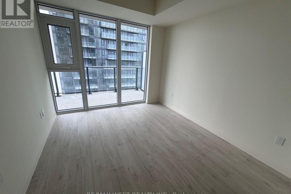 2302 - 8960 Jane Street, Vaughan, ON L4K0N9 Photo 5