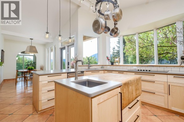 Office - 2302 Happy Valley Road, Rossland, BC V0G1Y0 Photo 5