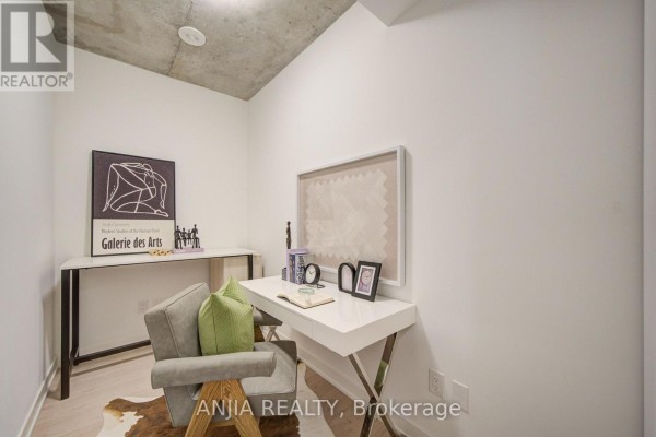 Den - 2303 - 65 Mutual Street, Toronto, ON M5B0E5 Photo 5