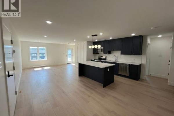 4pc Bathroom - 2303-61 Gleaner Avenue, Whitehorse, YT Y1A0S4 Photo 5