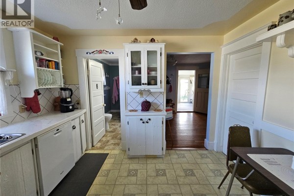 Dining room - 2303 Buick Street, Cadillac, SK S0N0K0 Photo 4