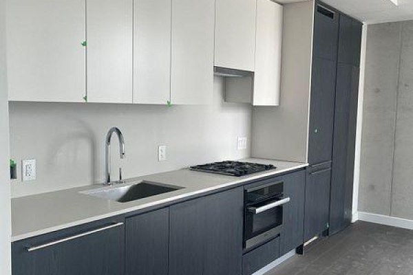 Kitchen - 2304 - 81 Wellesley St Street E, Toronto, ON M4Y1H6 Photo 2