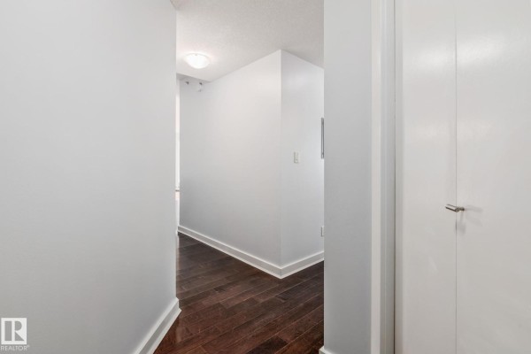 #2304 10152 104 St Nw, Edmonton, AB, photo 3