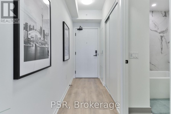 2305 - 10 Graphophone Grove, Toronto, ON M6H0E5 Photo 3