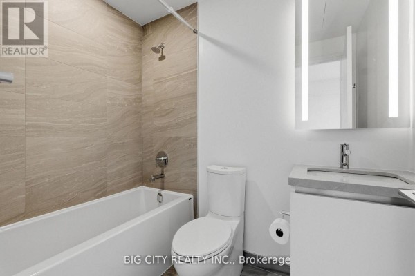2305 - 25 Frederick Todd Way, Toronto, ON M4G0C9 Photo 5