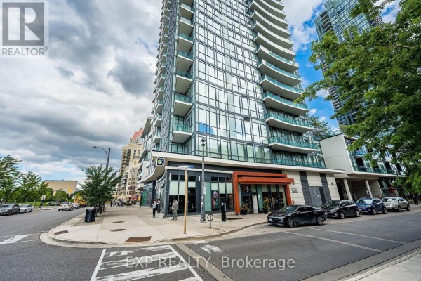 Living room - 2305 - 4099 Brickstone Mews, Mississauga, ON L5B0G2 Photo 3
