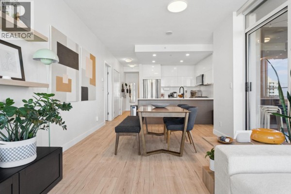 2305 2077 Rosser Avenue, Burnaby, BC V5C0G6 Photo 5