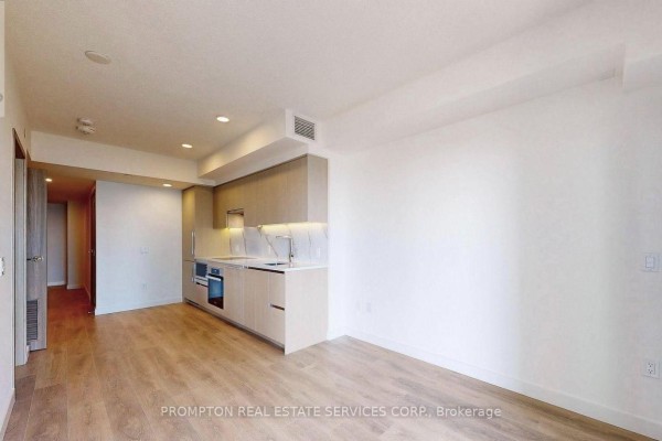 2306 - 1 Concord Cityplace Way, Toronto, ON M5V0X3 Photo 5