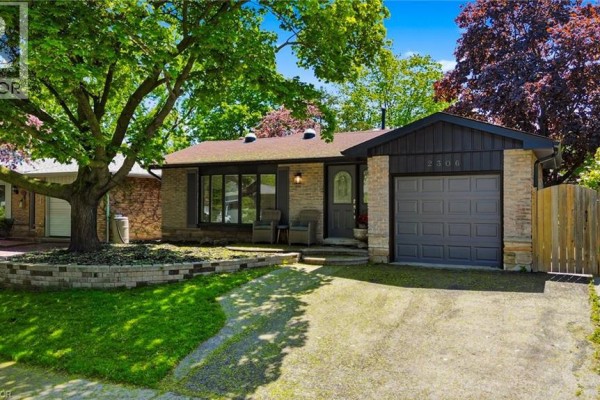 2306 Devon Road, Oakville, ON, photo 2