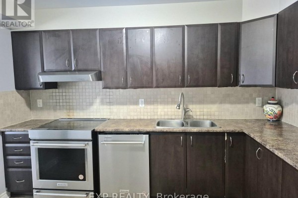 Kitchen - 2306 Marble Crescent, Clarence Rockland, ON K4K0G9 Photo 2