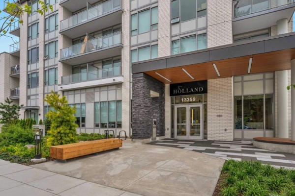 2307 13359 Old Yale Road, Surrey, BC V3T0S4 Photo 4