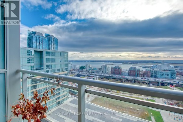 2308 - 15 Iceboat Terrace, Toronto, ON, photo 2