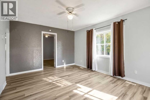 Primary Bedroom - 2308 24 Street, Nanton, AB T0L1R0 Photo 4