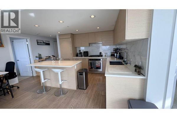 2308 6700 Dunblane Avenue, Burnaby, BC V5H0J3 Photo 4