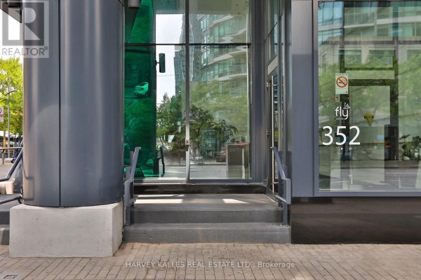 2309 - 352 Front Street W, Toronto, ON M5V0K3 Photo 2