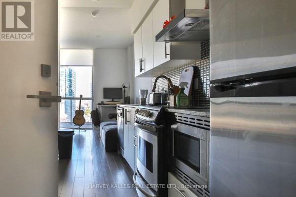 2309 - 352 Front Street W, Toronto, ON M5V0K3 Photo 5