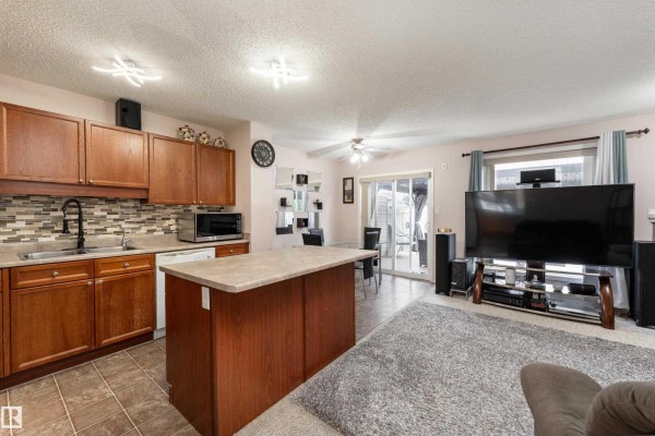 Bedroom 2 - 2309 27 Av Nw, Edmonton, AB T6T0A5 Photo 5