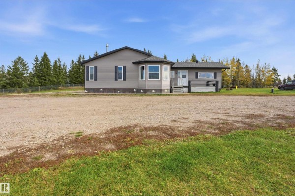 Kitchen - 2309 Twp Road 545, Rural Lac Ste  Anne County, AB T0E1V0 Photo 3