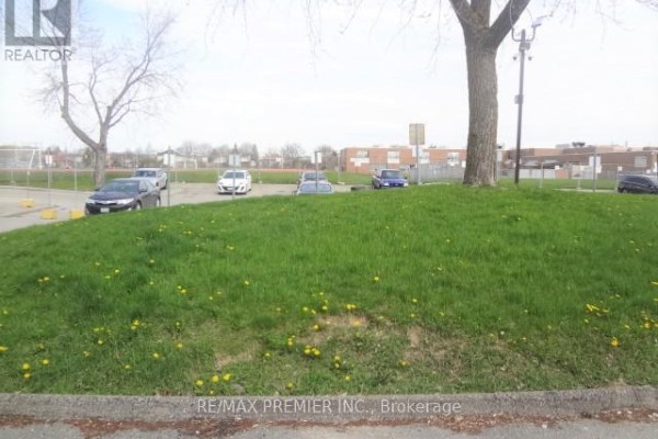 Kitchen - 231 - 260 John Garland Boulevard, Toronto, ON M9V1N8 Photo 3
