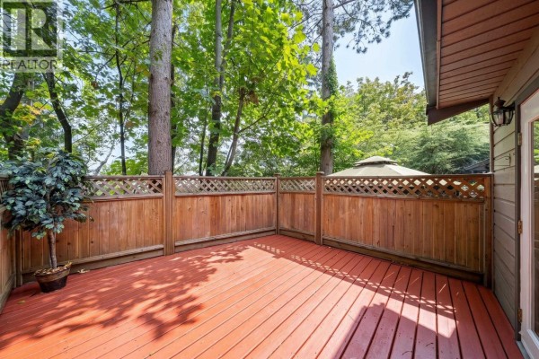 231 Balmoral Place, Port Moody, BC V3H4B9 Photo 5