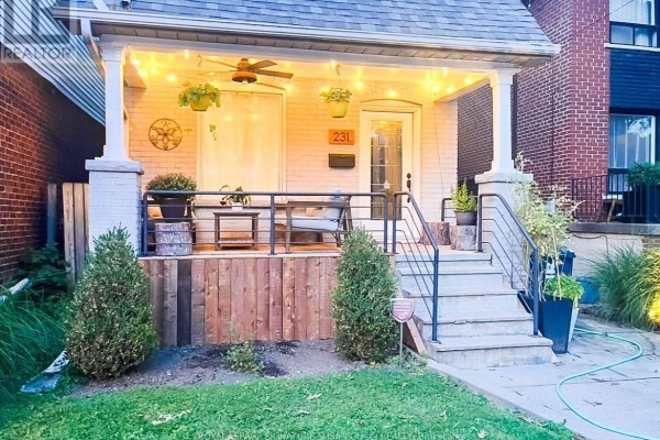 231 Chisholm Avenue, Toronto, ON, photo 2