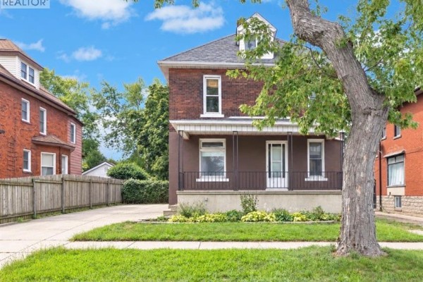 231 Gladstone Unit# 1, Windsor