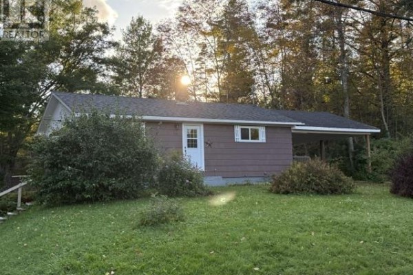 Living room - 231 Lower Branch Road, Lower Branch, NS B4V4M5 Photo 2