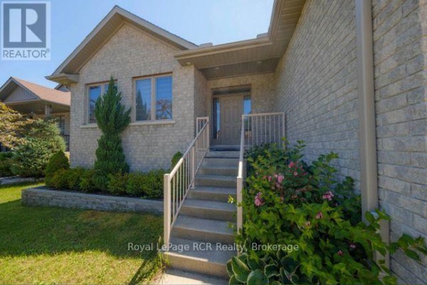 231 Park Street, Kincardine, ON, photo 2