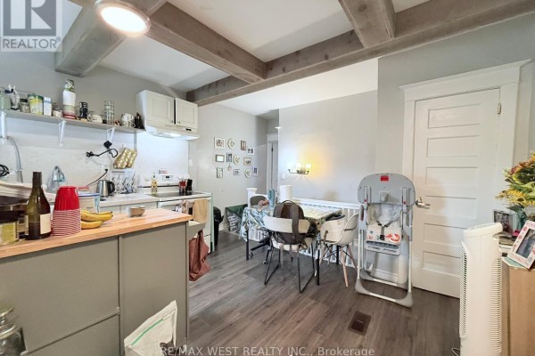 231 Rosemount Avenue, Toronto, ON, photo 3